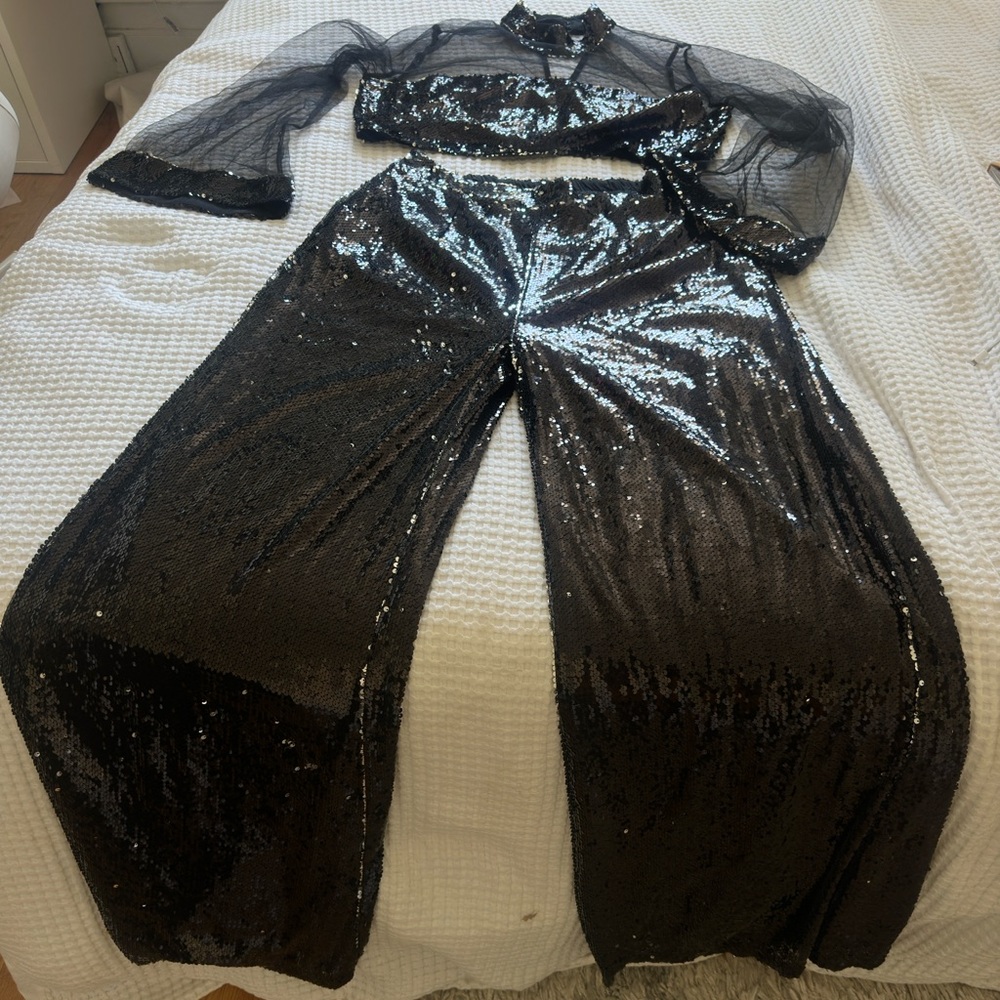 Ofuure Onyx Sequin Pants Set In Black